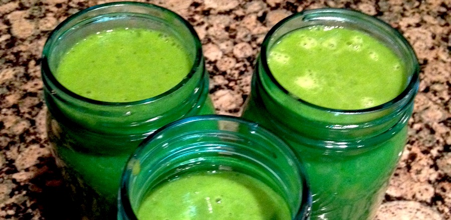 Fix Junk Food Cravings with Green Smoothie